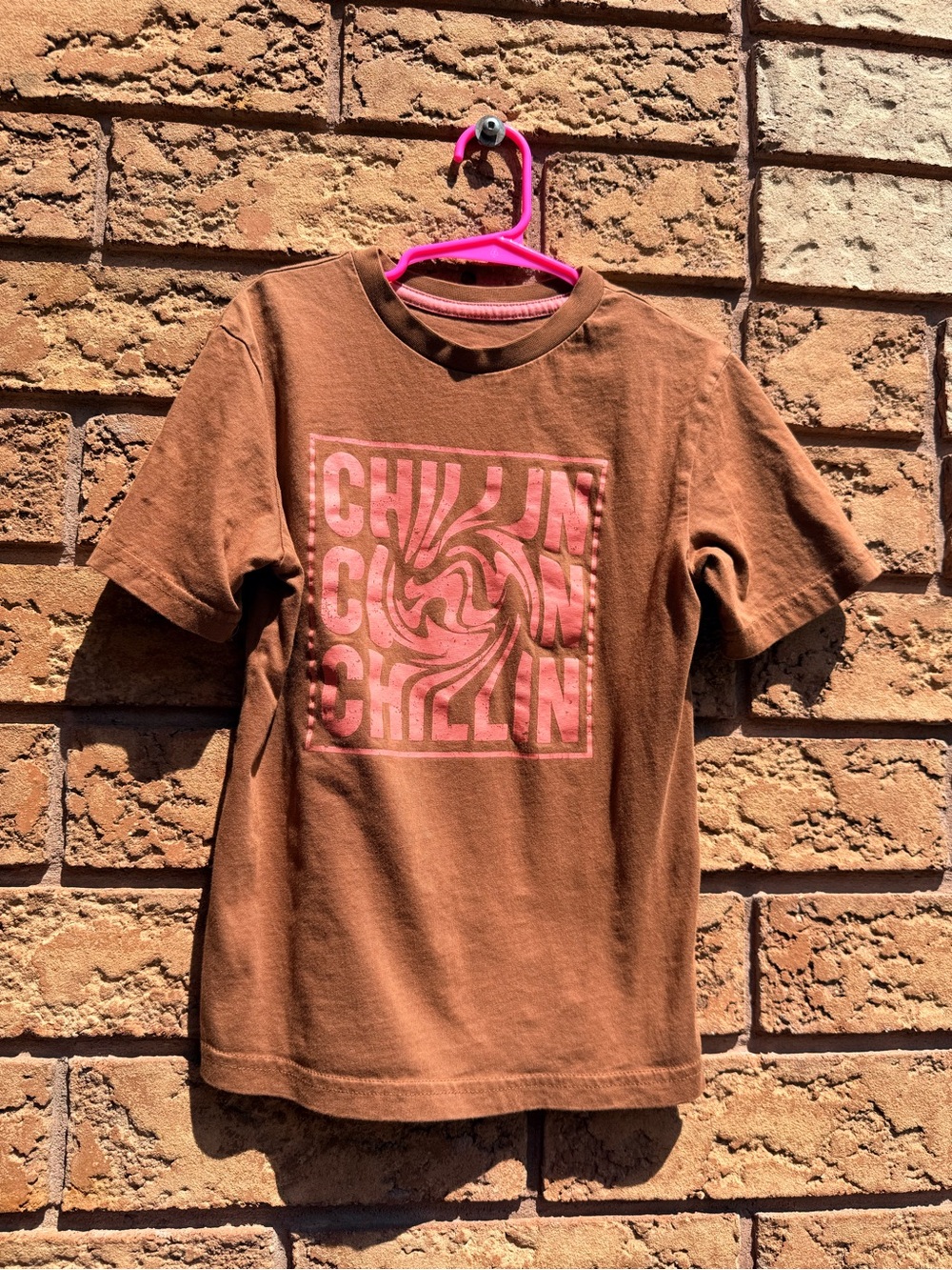 10/$25 • George Cotton “Chillin” T-Shirt